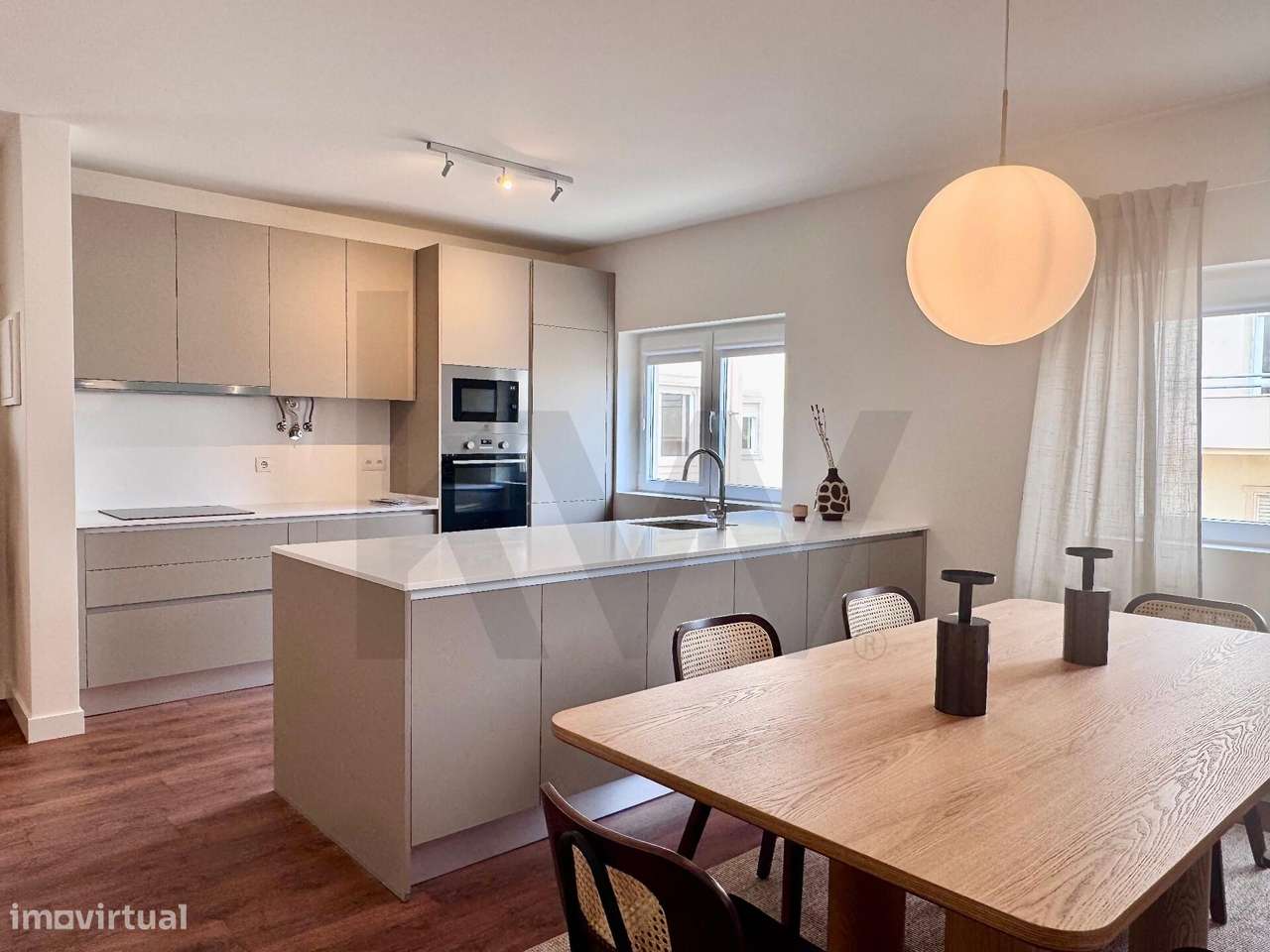 Apartamento Duplex T3 | a 500 metros da Praia das Maçãs em Colares, Si - Grande imagem: 2/31