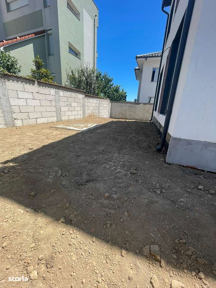 Casa de vanzare zona Carrfour - Imagine principală: 2/10