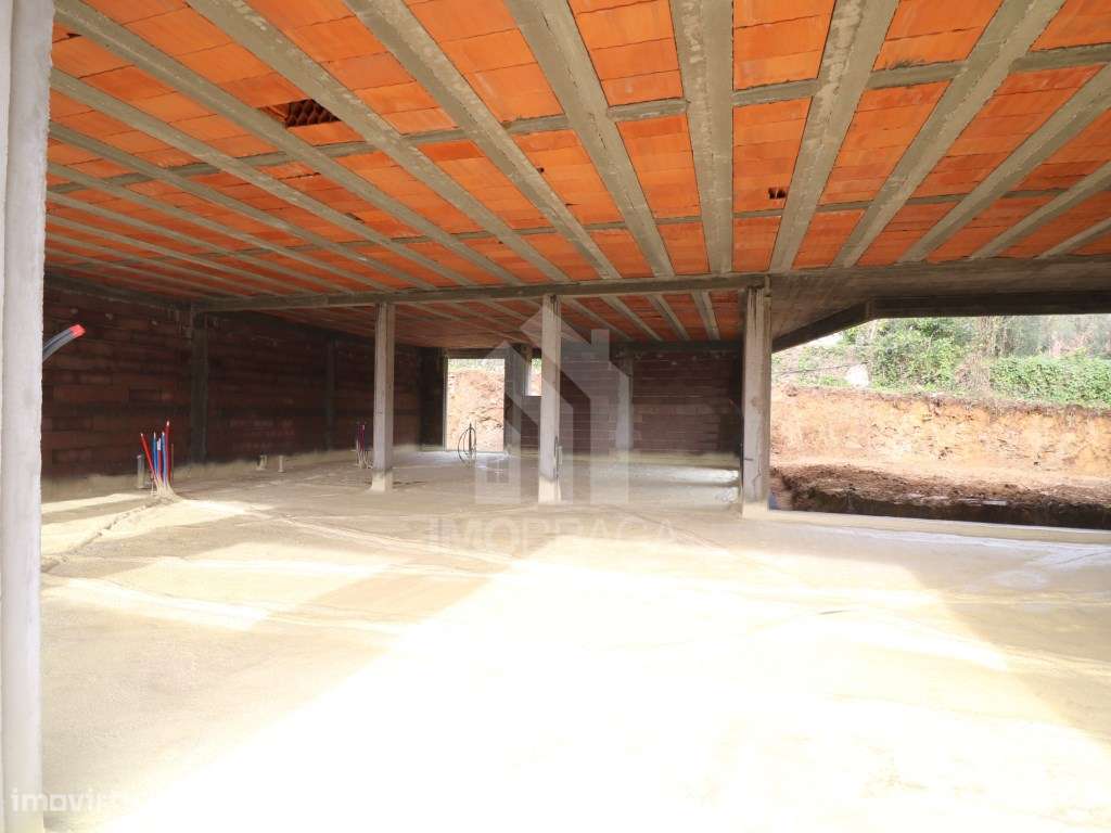 Venda Moradia Geminada T3 Térrea Nova - Fornelos (Ponte de Lima)-5