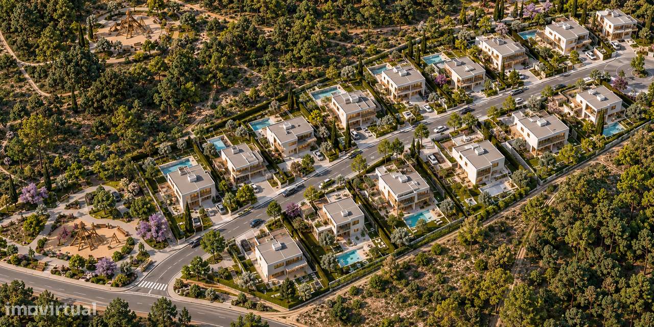 Terreno urbanizável com 70.080 m², Torres Vedras-0