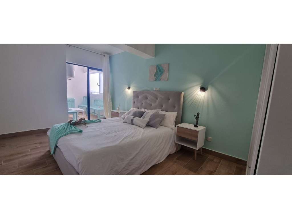 Apartamento T1 remodelado na Praia da Rocha, Portimão-4