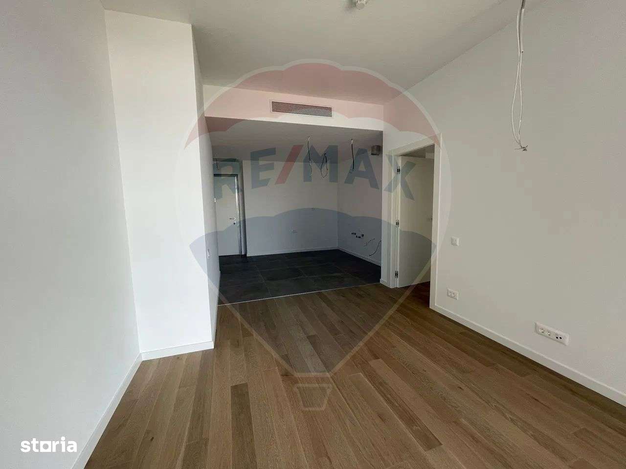 Apartament Premium cu Vedere Panoramică la Lac – Zona Floreasca-1