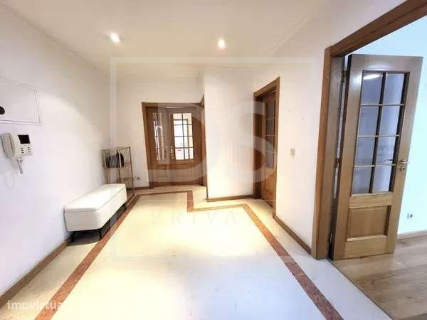 Apartamento T4 Venda em Parque das Nações,Lisboa-32