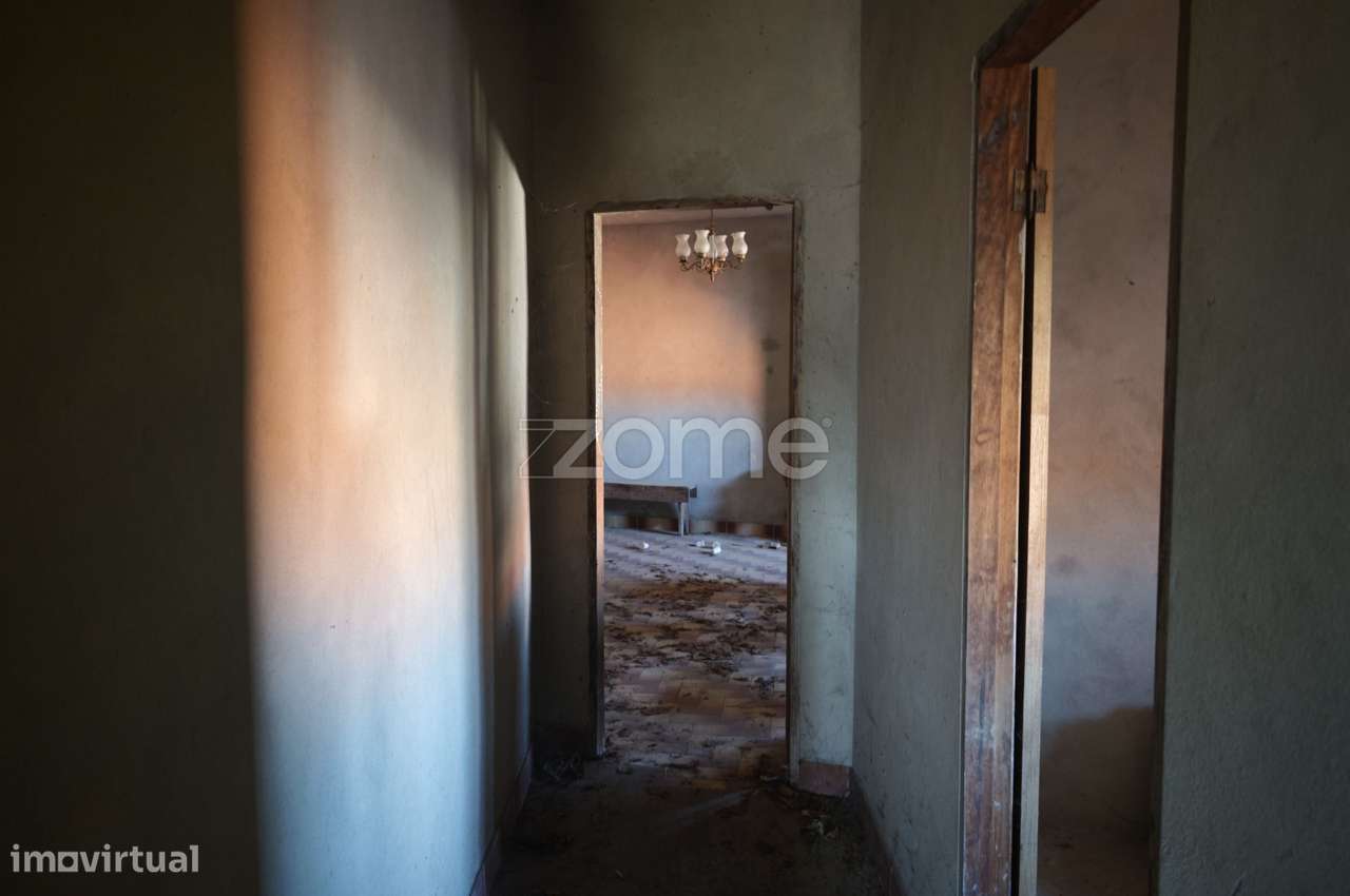 Três Moradias com terreno Pópulo, Alijó-18