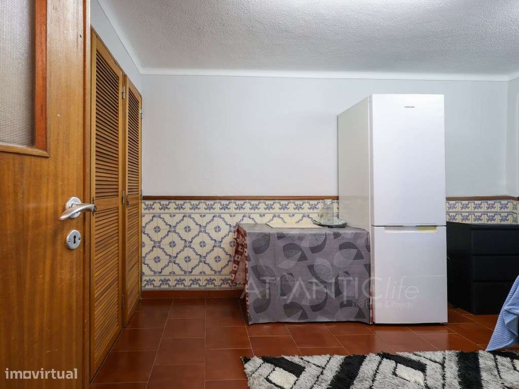 Moradia T6 em Monte Abraão-46