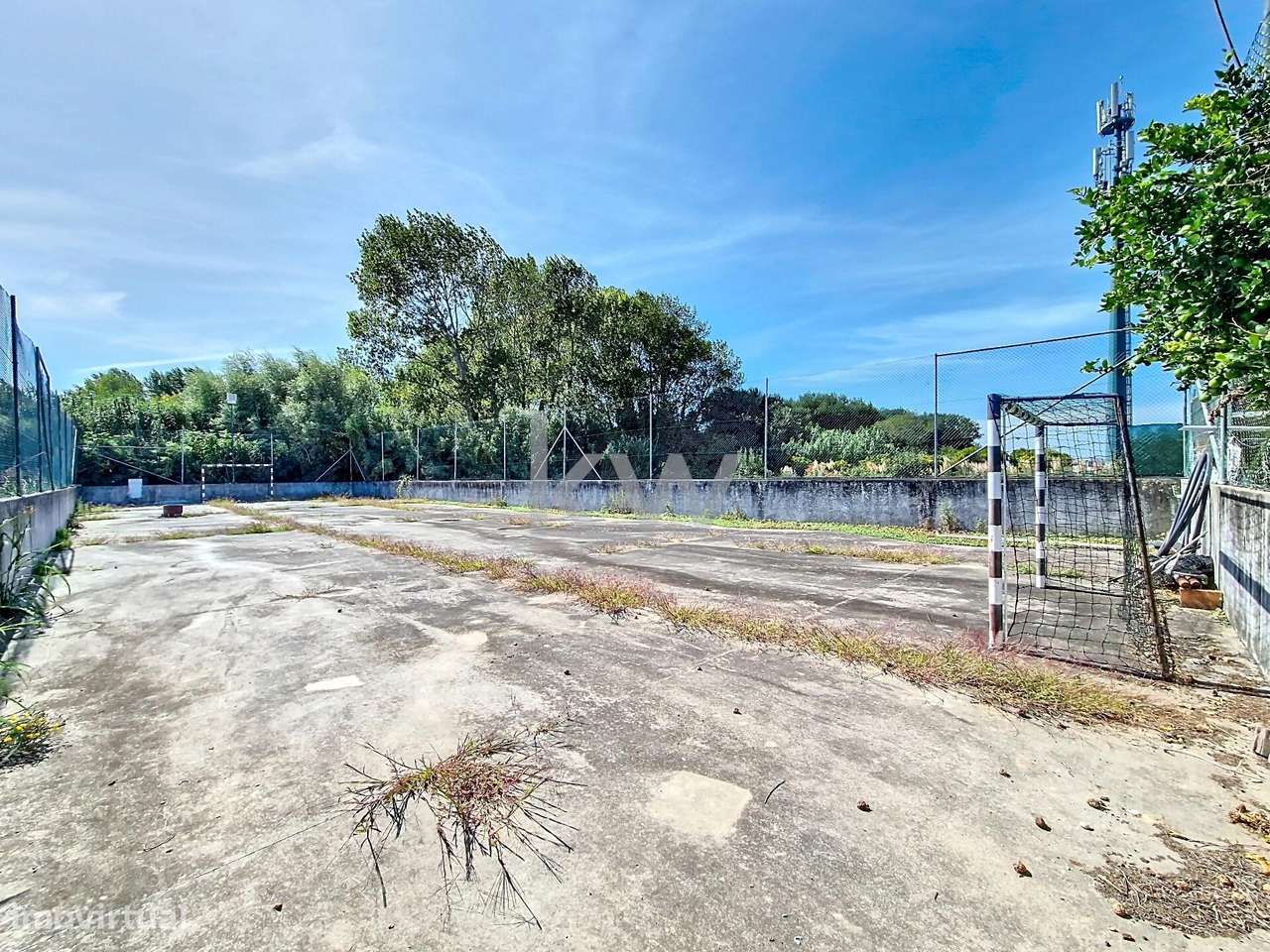 Moradia com 6 quartos, piscina aquecida, anexo e terreno com 2500m2 em-51