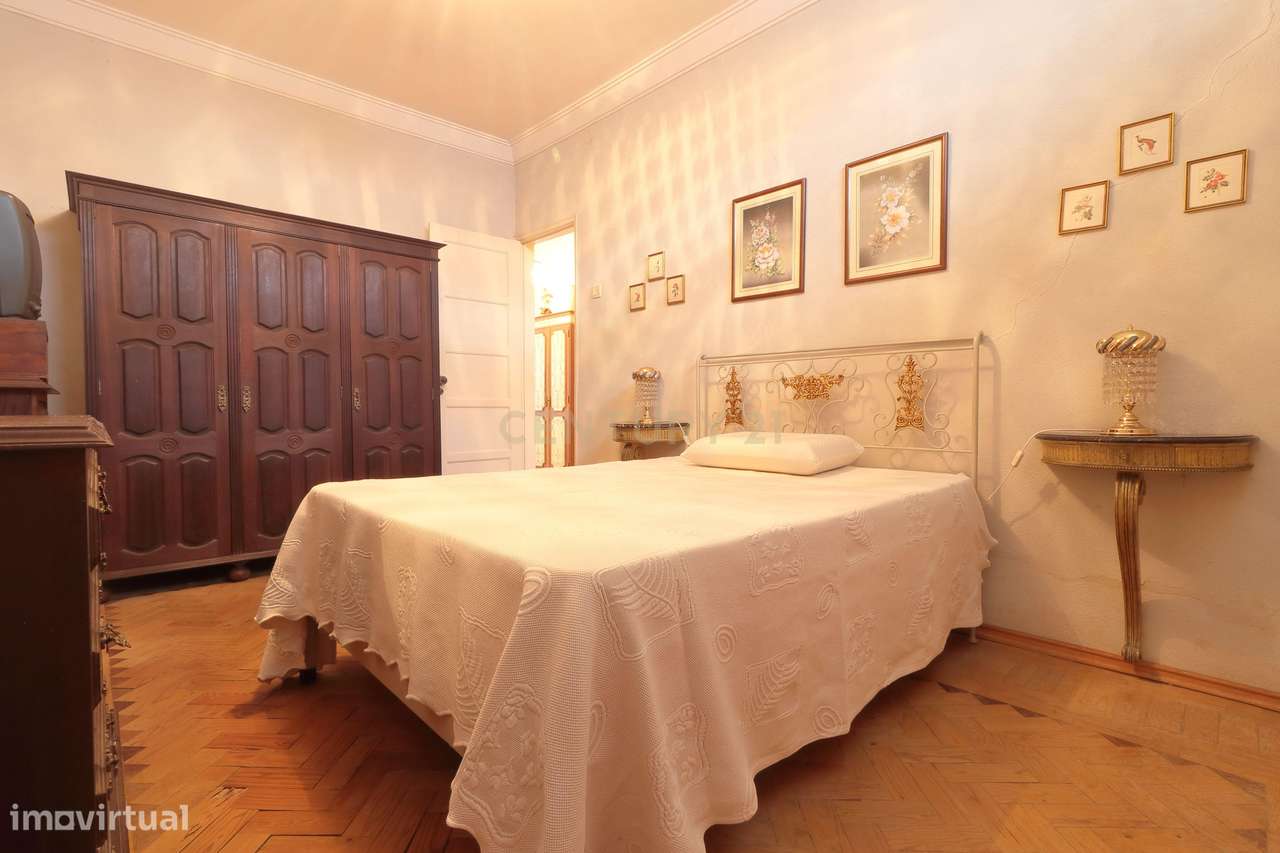 Apartamento T2 com Logradouro – Rua Dr. António Elvas, Feijó-12