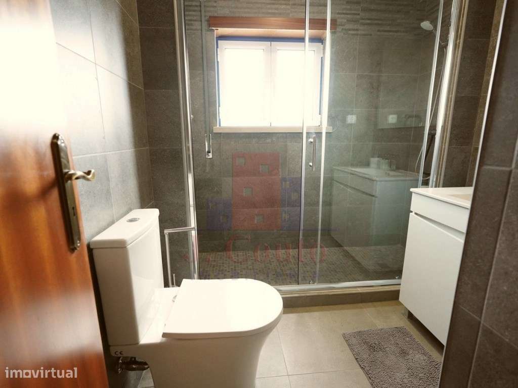 Moradia T5 | Piscina | Terreno | Vistas panorâmicas-40