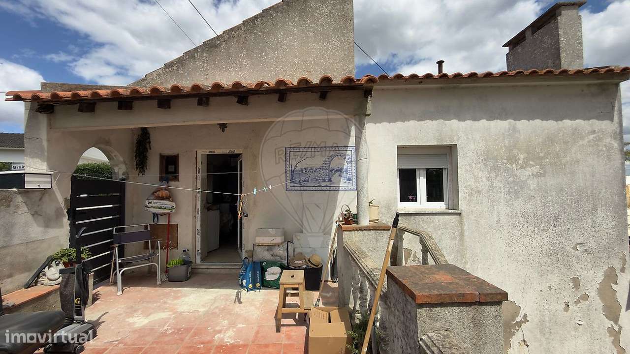 Moradia T5 para venda-10