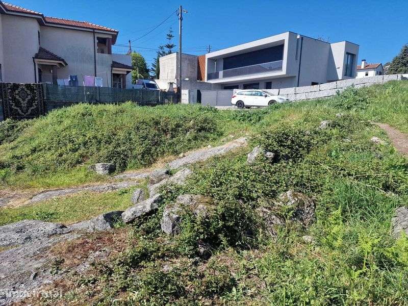 Terreno Urbano para CONSTRUÇÃO EM MODELOS - Grande imagem: 5/12