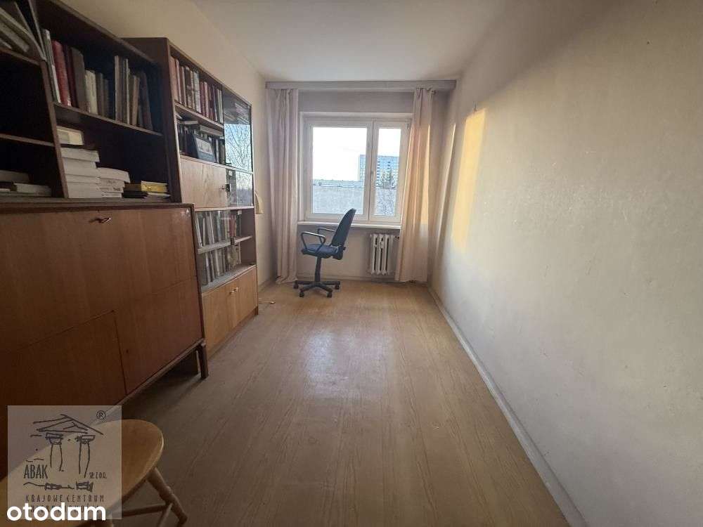 Winogrady Osiedle Zwycięstwa 3 , Mieszkanie 4 pokoje, balkon , 2 ptr.-6