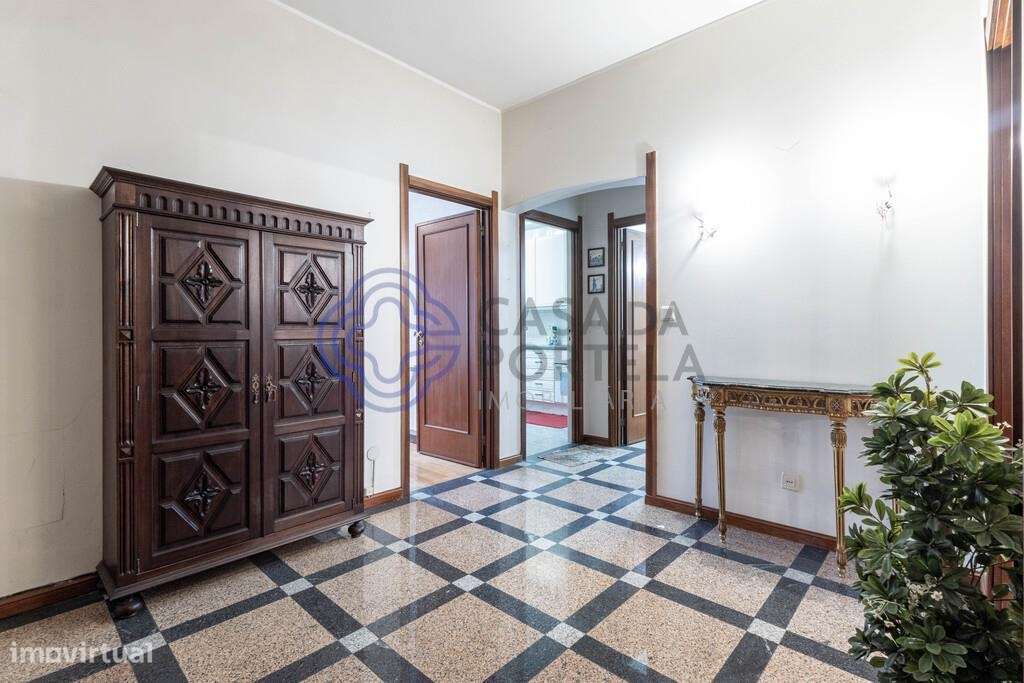 Apartamento T3 nas Antas – Rua Barros Lima | Centro do Porto - Grande imagem: 5/25