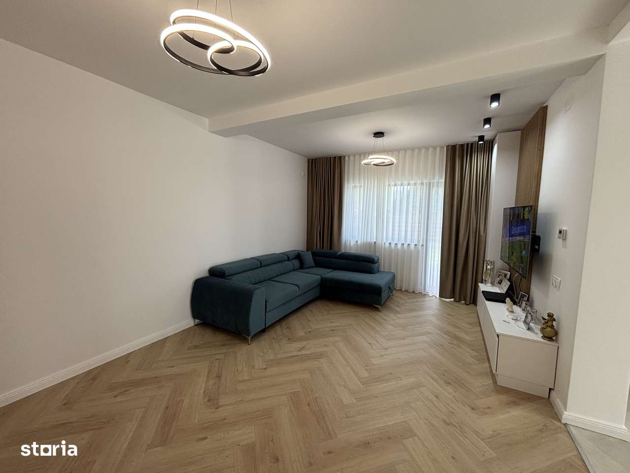 CASA PITESTI- STEFANESTI STR PRIMAVERII, MOBILATA SI UTILATA - Imagine principală: 5/20