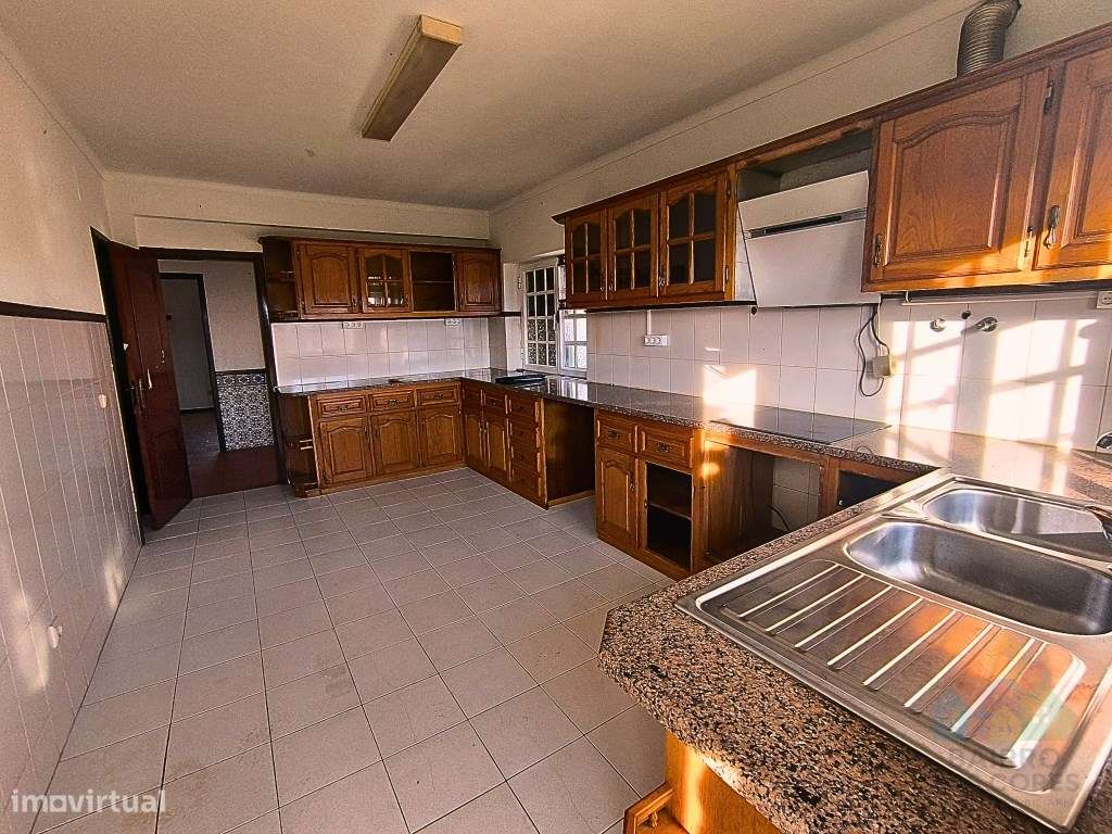 Moradia T3 Independente com terreno a 5 minutos de Tomar-5