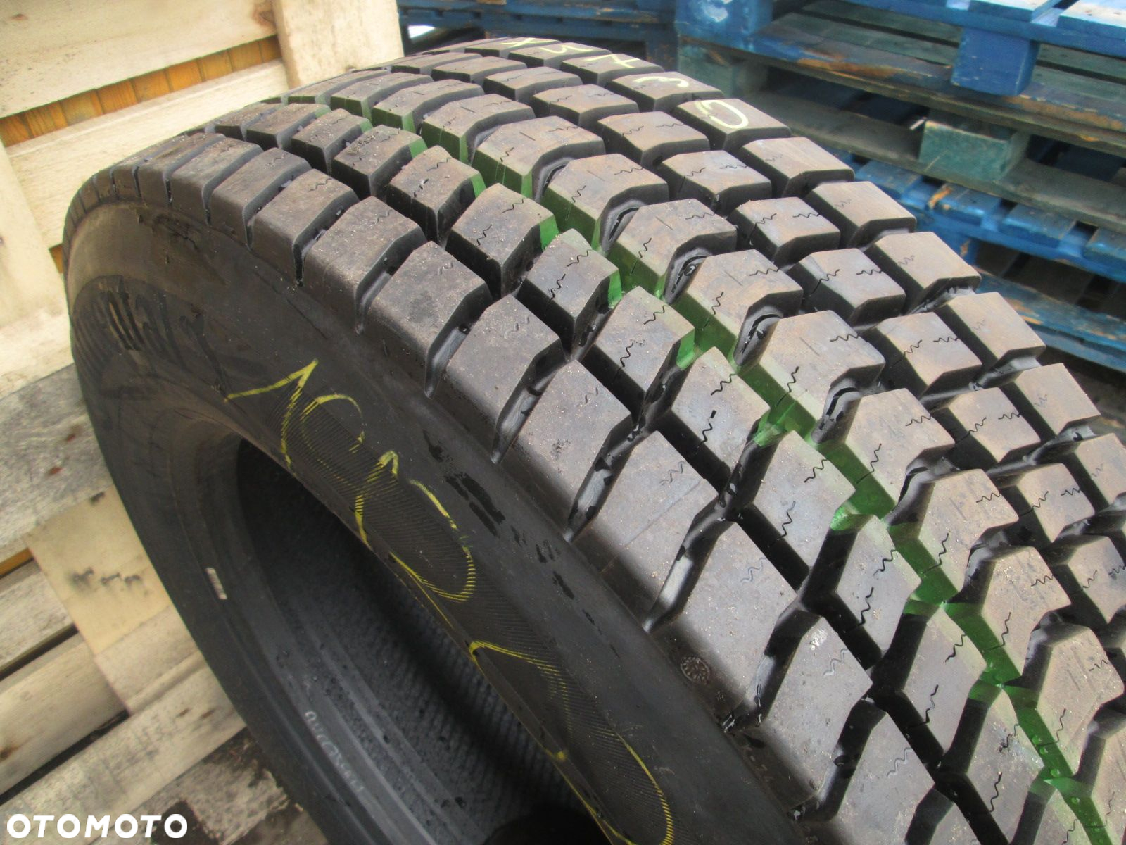 Opona ciężarowa 295/60R22.5 Bieżnikowana WZÓR GOODYEAR - 2