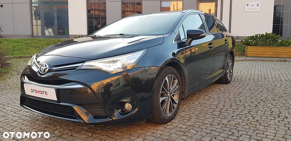 Toyota Avensis 2.0 D-4D Active Business - 3