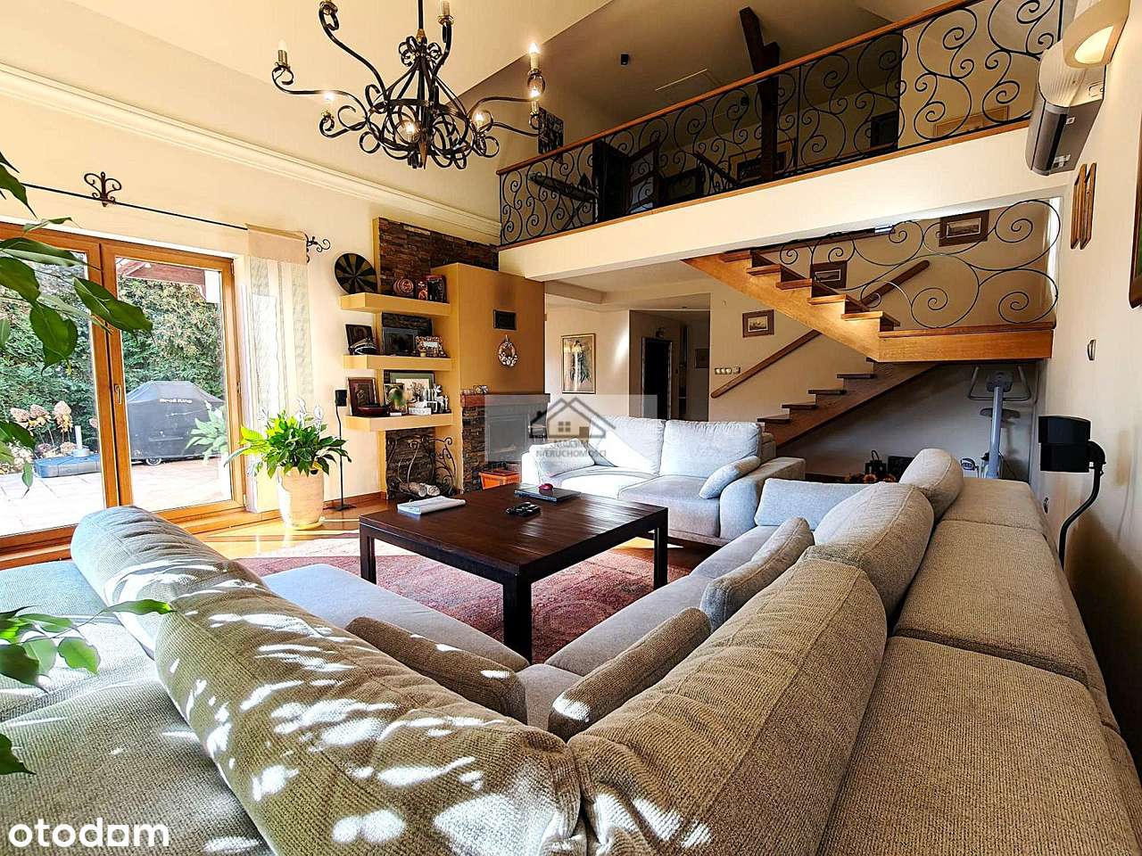 Klimatyczny dom 5-pokoi z garażem w bryle - ul. Dworzysko - Rzeszów --5