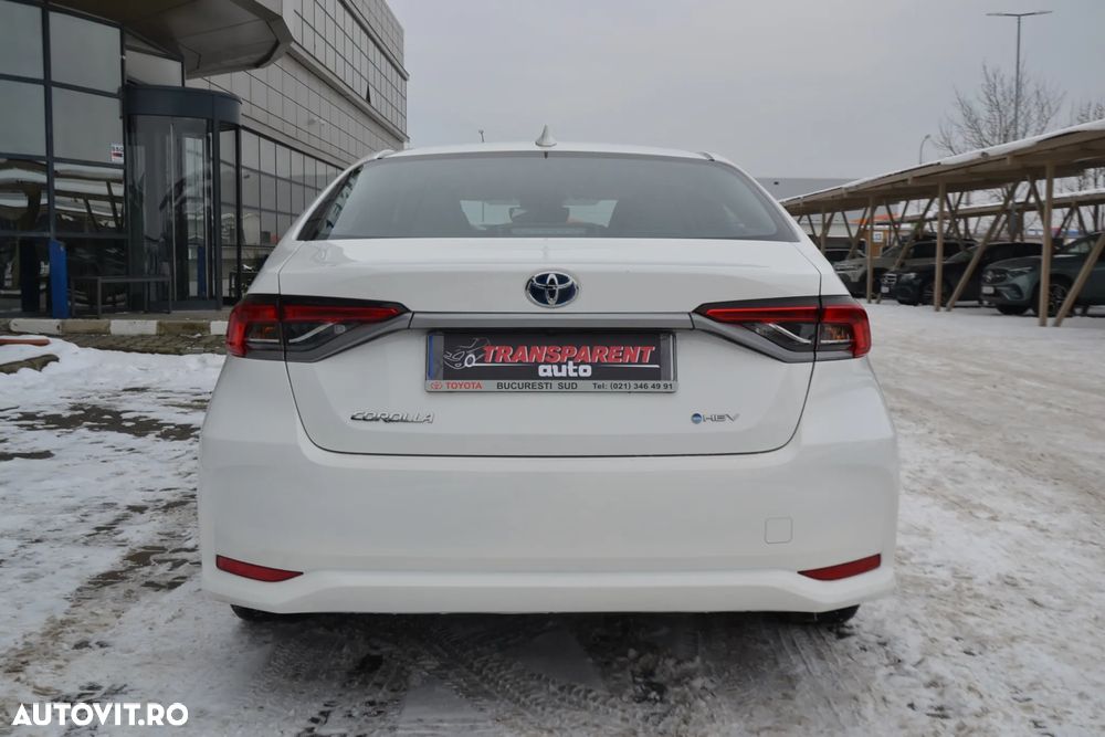 Toyota Corolla Sedan 1.8 Hybrid ECO HSD E-CVT 140 cp 33202 km - 5