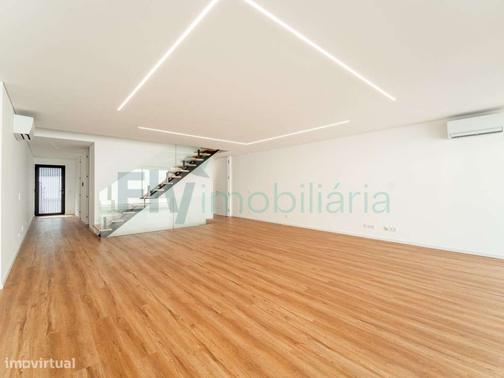 Moradia T4 Canidelo, Vila Nova de Gaia - Grande imagem: 5/60