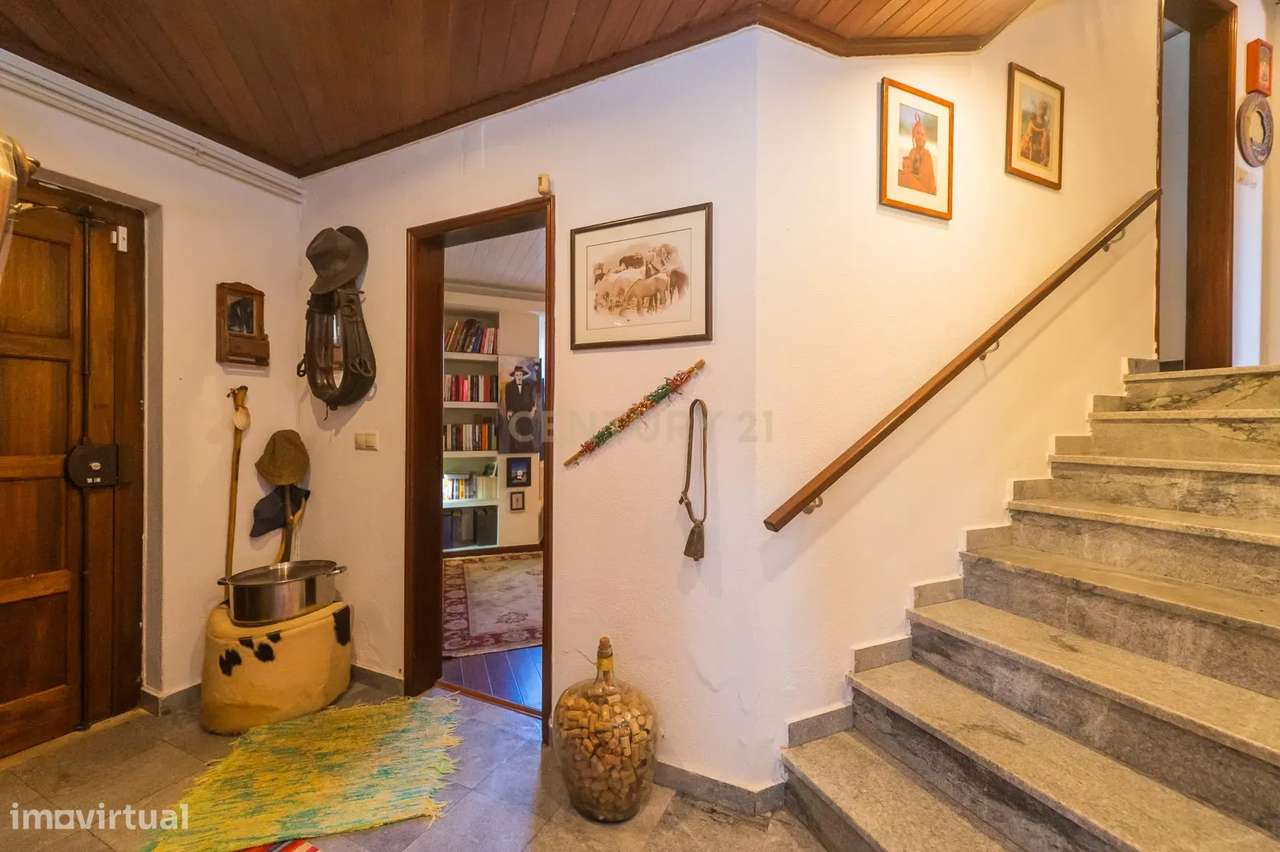 Magnífica Quinta com 5000m2 localizada no Casal da Granja-Sintra-17