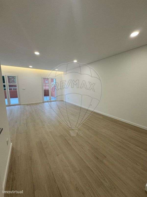 Apartamento T2 para arrendamento - Grande imagem: 4/27