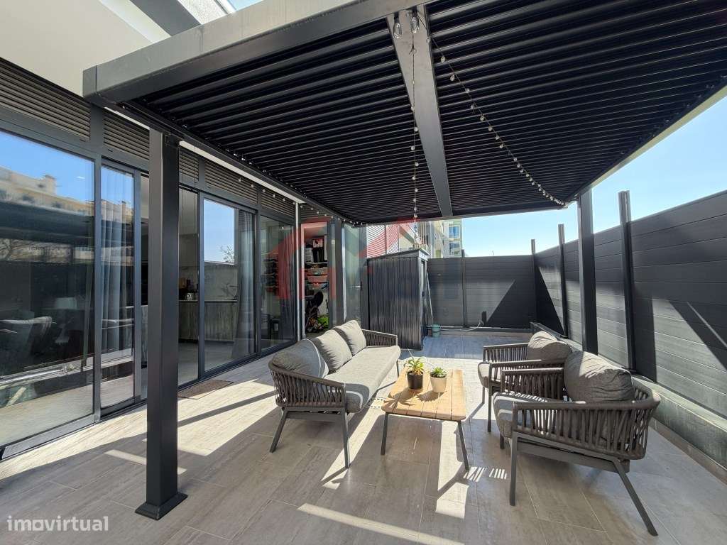 Apartamento T2 no centro com garagem e grande terraço - Almancil-16