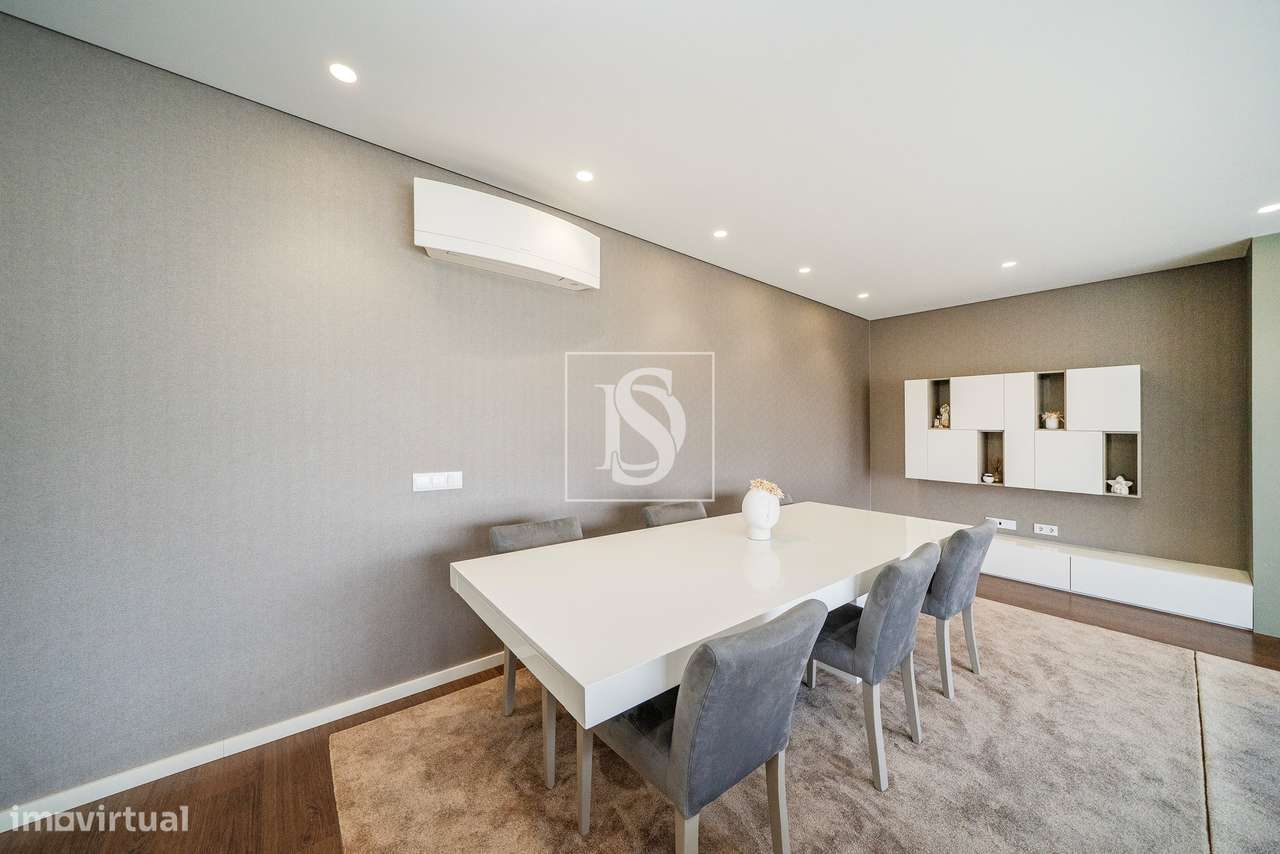 Apartamento T4 de Luxo, no Mira Rio 3, em Barcelinhos-16