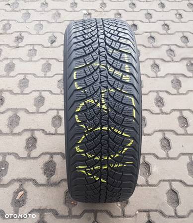 1x 205/50R17 Kumho WinterCraft WP71 Opona zimowa Poznań - 1