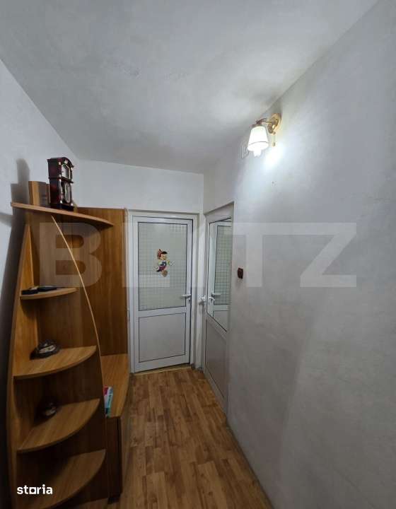 Apartament cu 2 camere, decomandat Zona Sara - Imagine principală: 4/7
