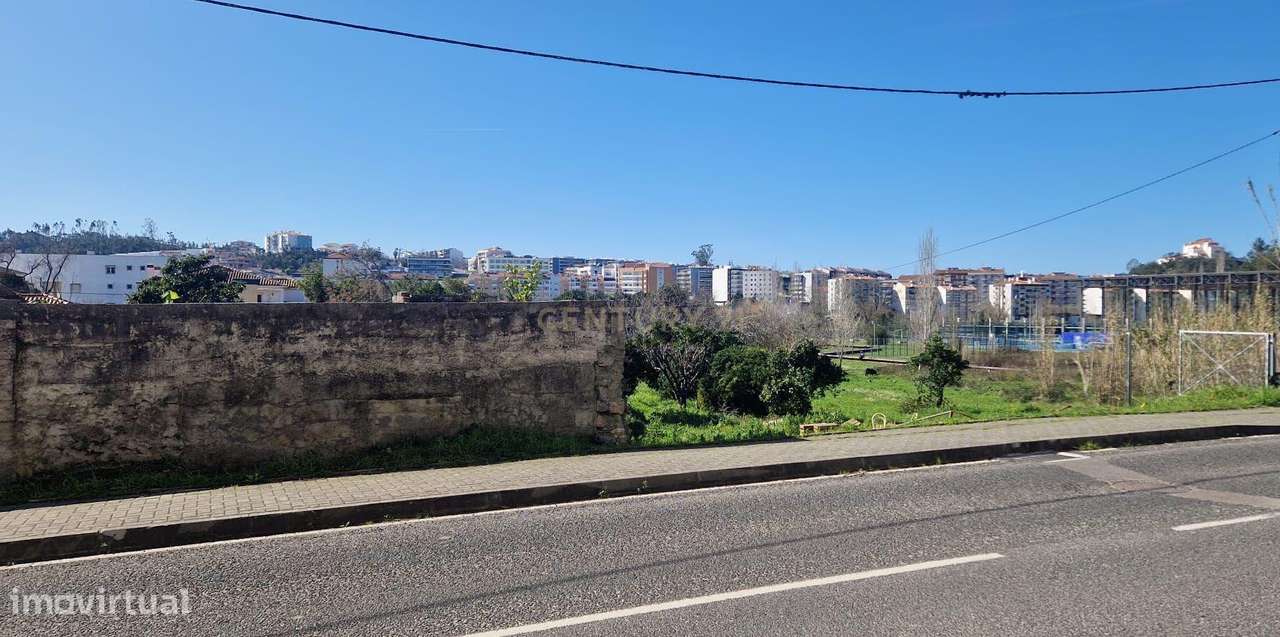 Terreno no Centro de São Romão – Leiria | 4.890 m² - Grande imagem: 5/10