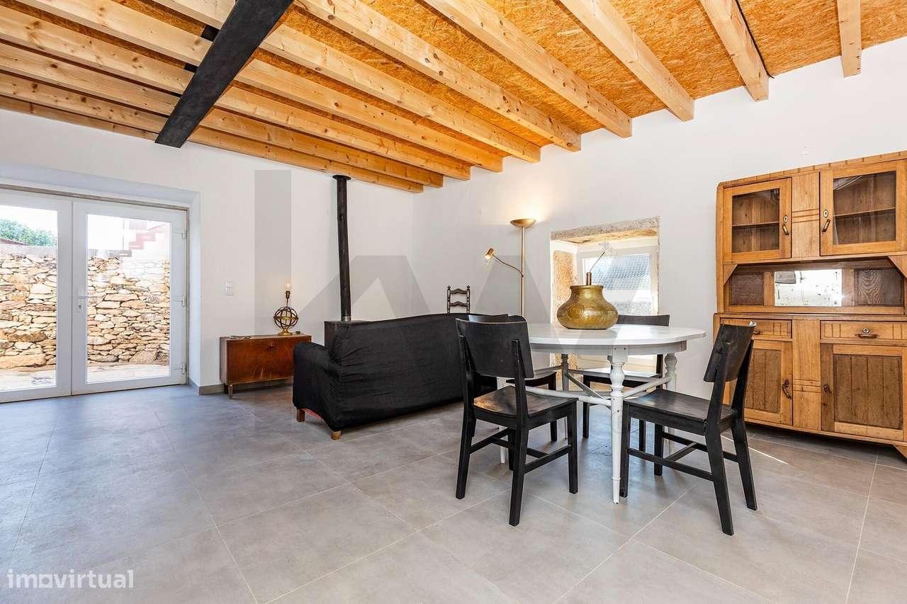 Moradia T2 totalmente renovada em Pêro Pinheiro - Grande imagem: 4/31