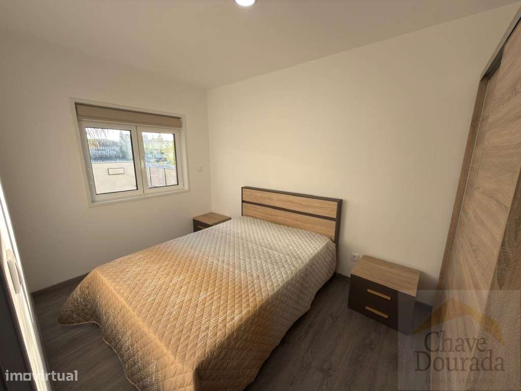 Moradia térrea T3 com garagem e quintal - Vila Nova de Poiares-12