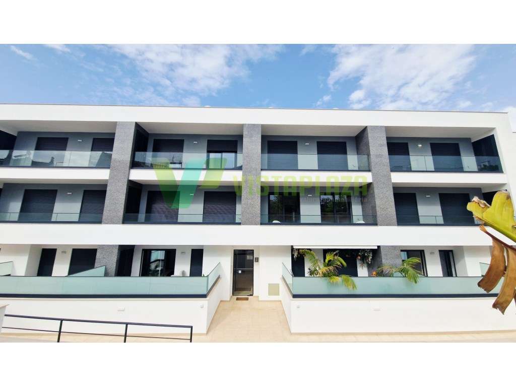 Apartamento T2 em Alvor com Terraço Privativo e Vista Ria de Alvor-6