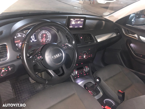 Audi Q3 2.0 TDI Quattro S-Tronic - 9