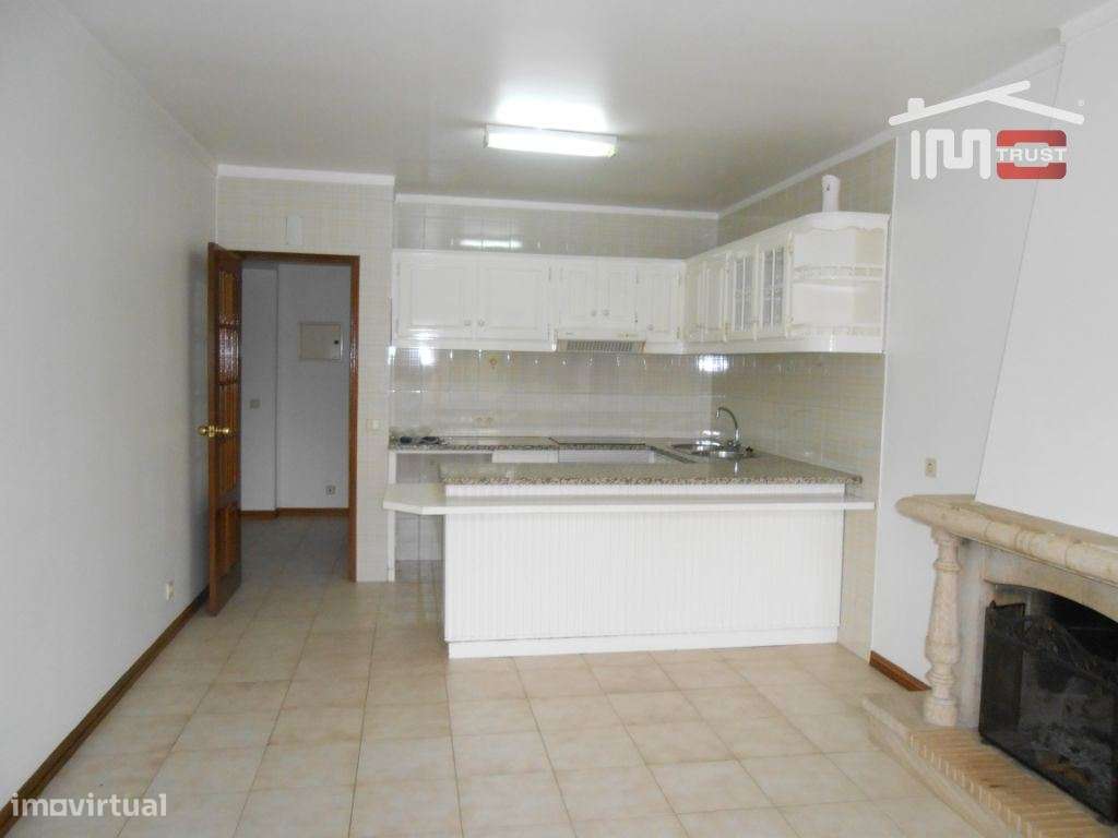 Apartamento T2 centro de Fátima - Grande imagem: 4/15