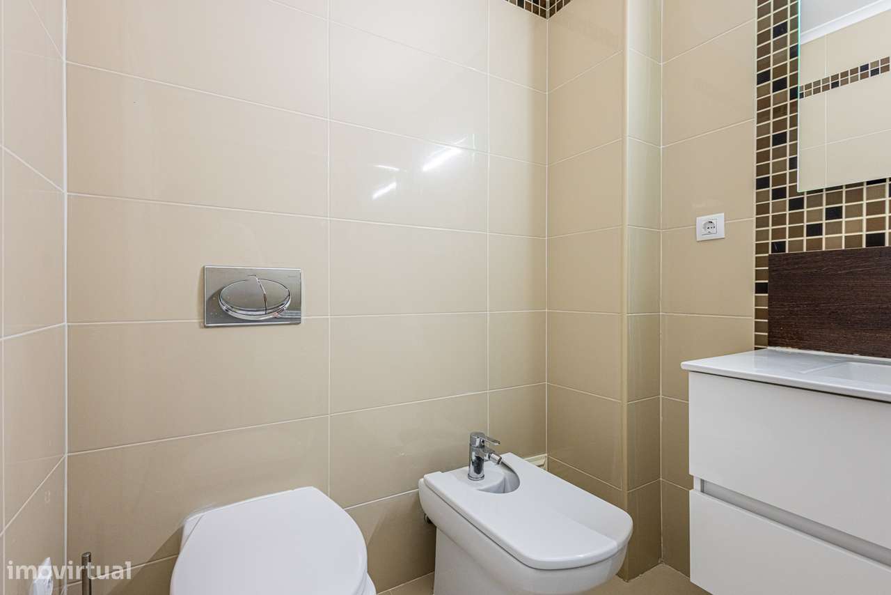 Apartamento T3 de Excelência no Centro do Cartaxo-25
