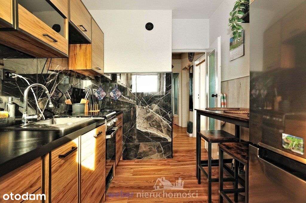 Przytulne 3 pokojowe mieszkanie na sprzedaż-0