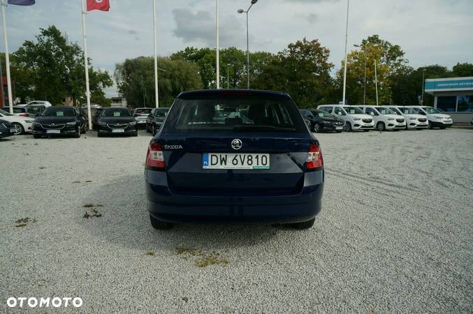 Skoda Fabia - 8