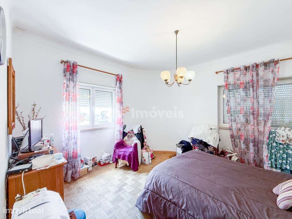 Apartamento T2 a nível do rés do chão com logradouro no centro do E...-20
