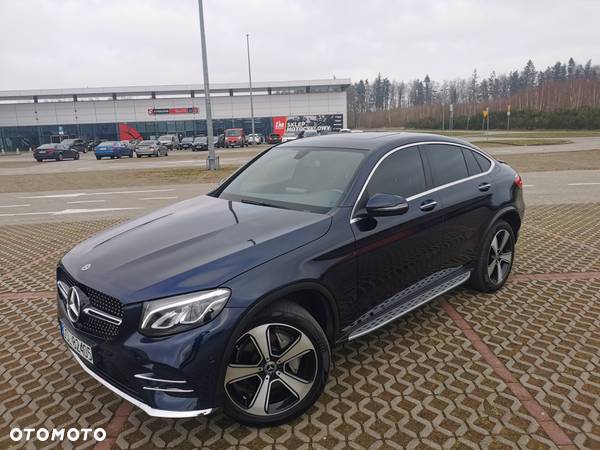 Mercedes-Benz GLC 300 Coupe 4Matic 9G-TRONIC AMG Line - 7