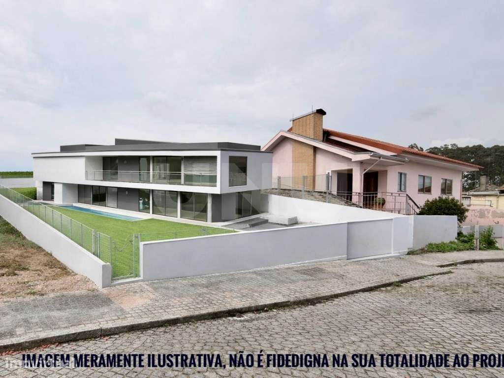 Terreno Urbano com Projeto Aprovado - Pedroso, Vila Nova de Gaia-1