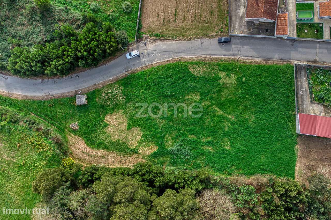 Terreno Localizado em Anta/ Espinho, com uma área total de 1490m². - Grande imagem: 4/11