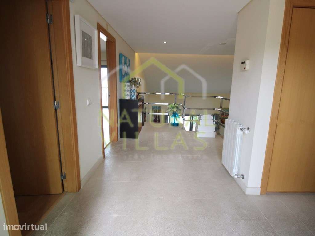 Moradia Geminada de Luxo T5 com Piscina Privativa e Garagem, Vilamoura-8