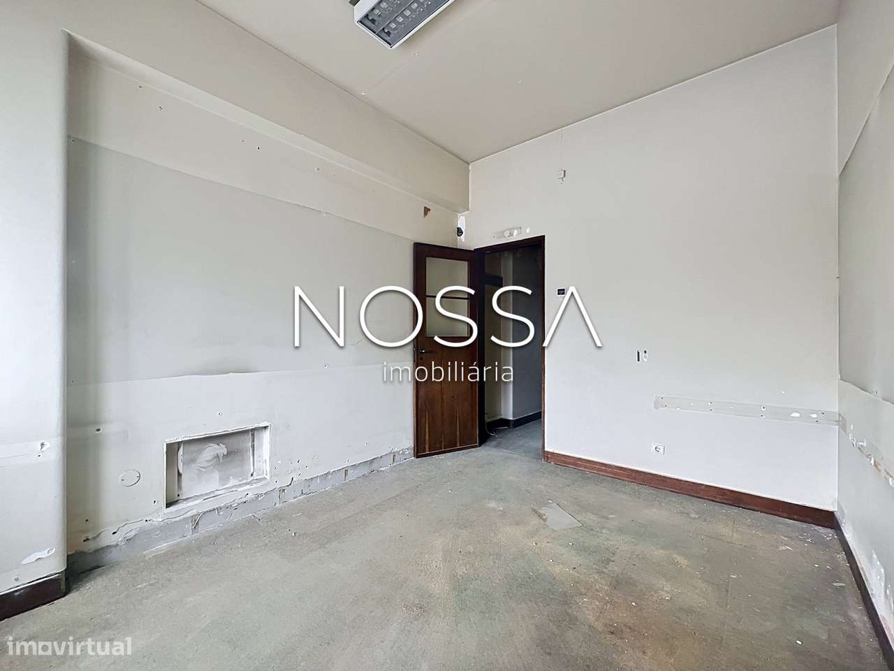 Escritório | 195m2 | Av. República-32