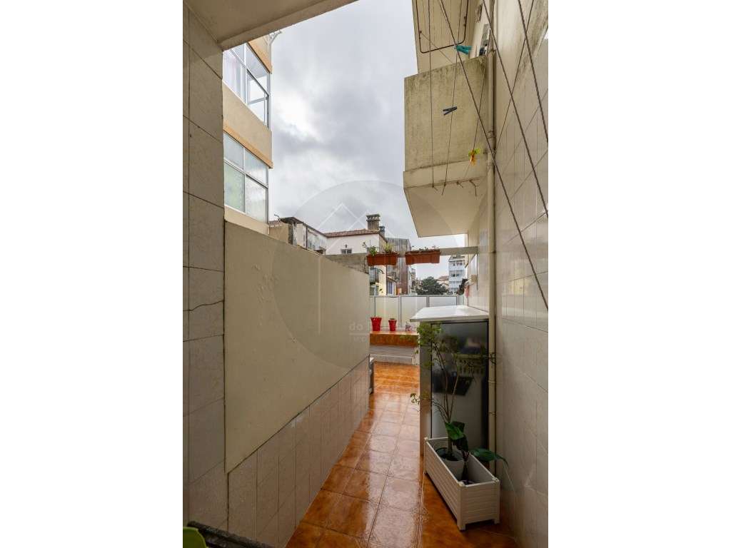 T3 com Terraço às Antas - Fernão de Magalhães, Porto-13