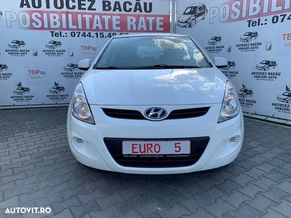 Hyundai i20 1.2 FIFA WM Edition - 2