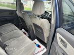 Hyundai Tucson 2.0 Comfort 2WD - 25