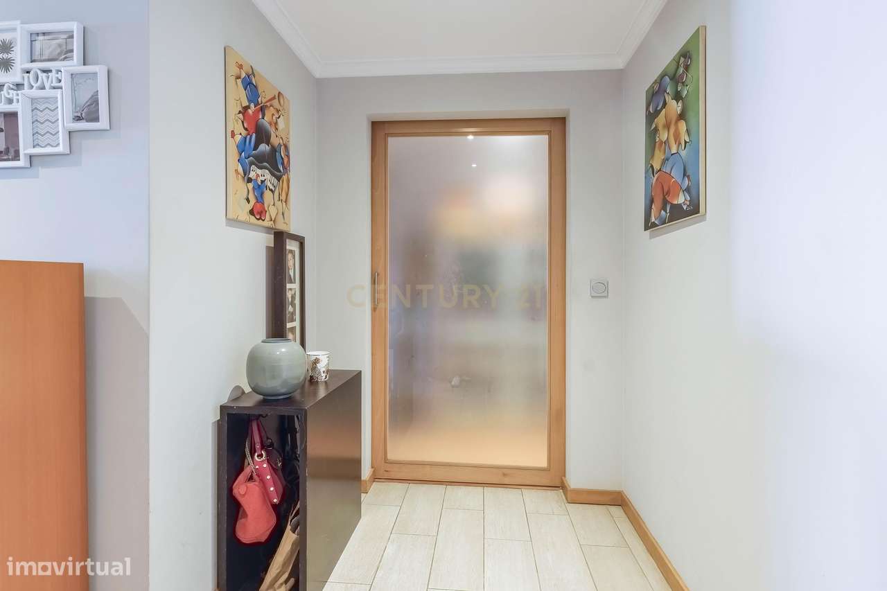 Apartamento T3 em Aguas Santas com Suite e garagem-3