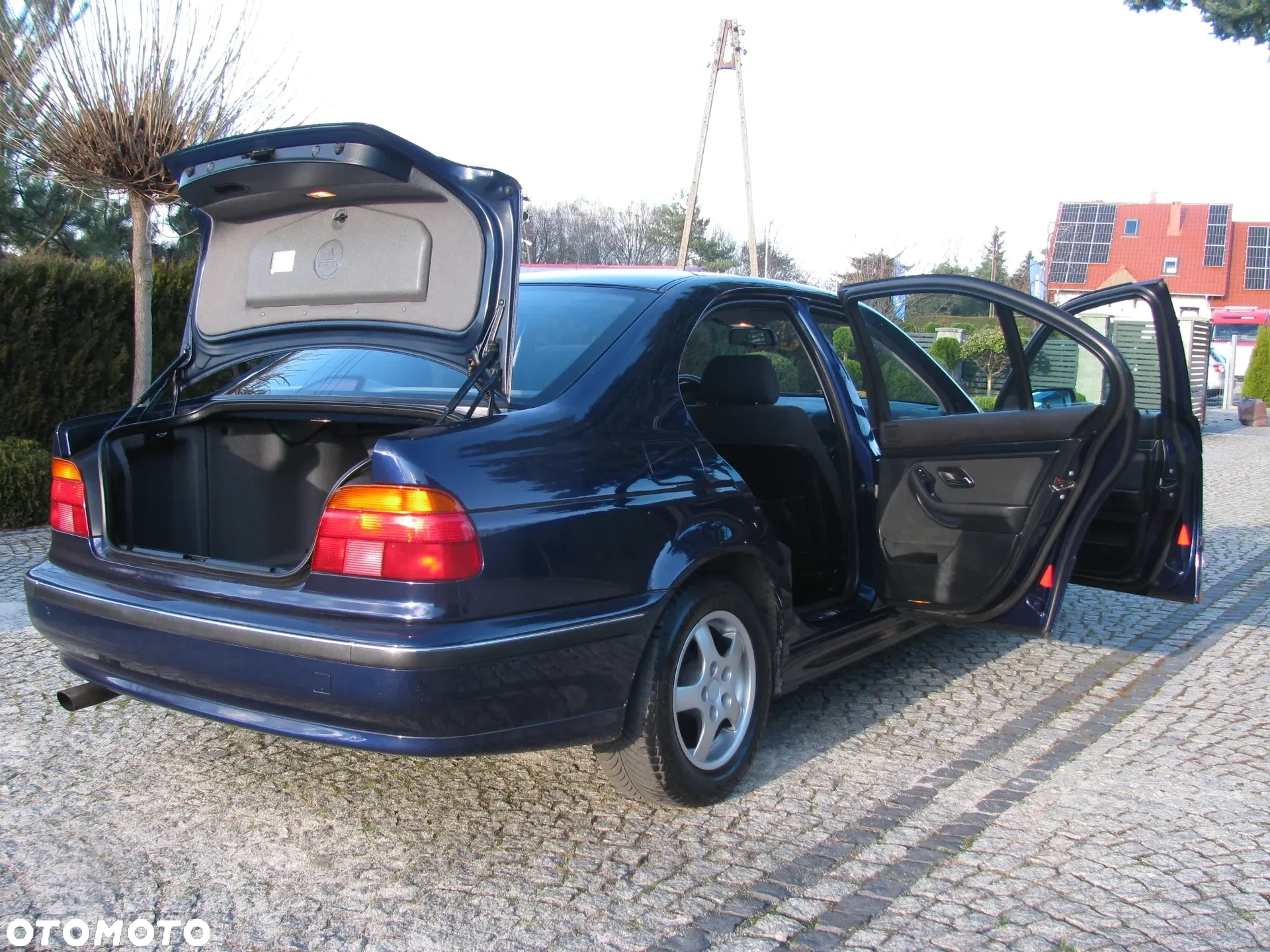 BMW Seria 5 520i - 14