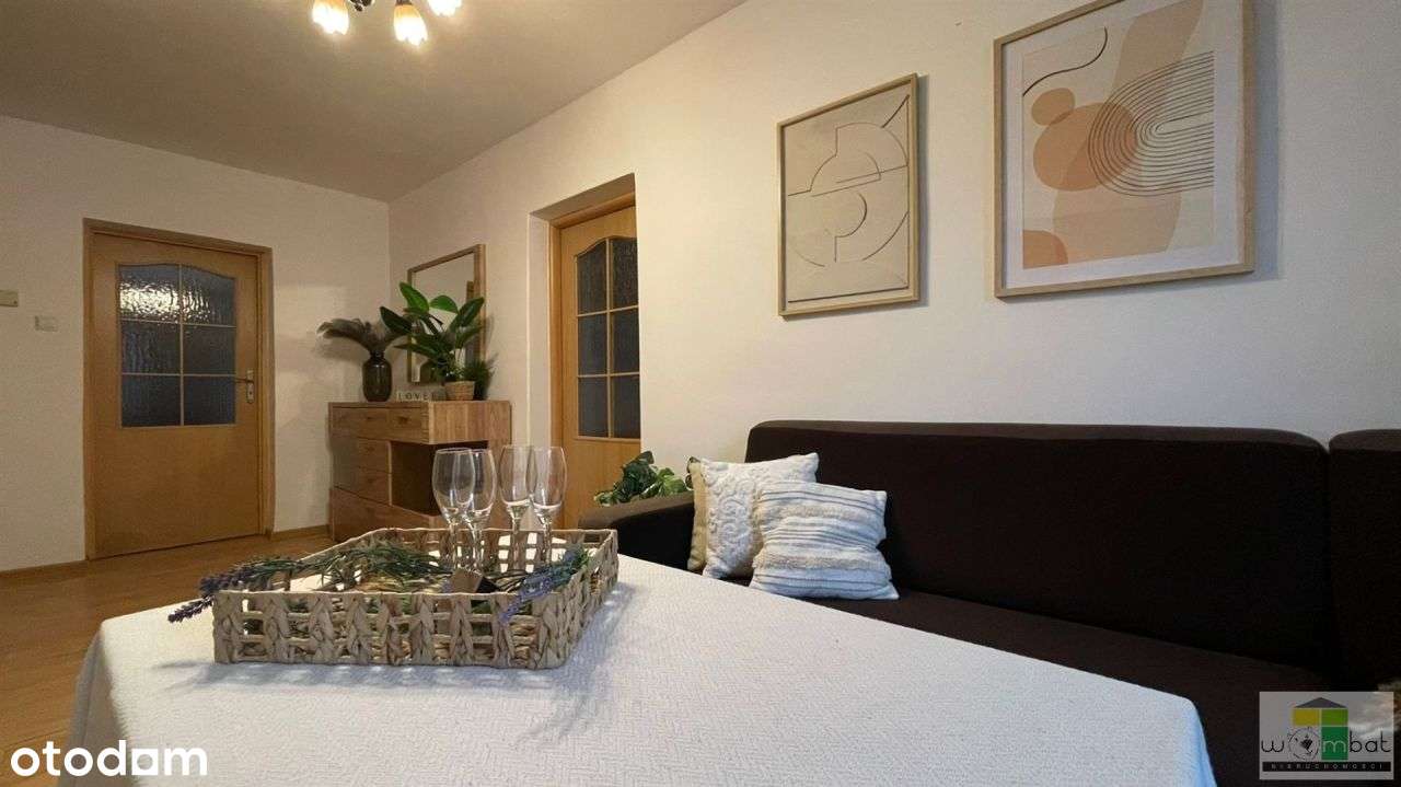 Przestronne jasne 4-pokojowe mieszkanie przy Rynku - Pełny obrazek: 5/20